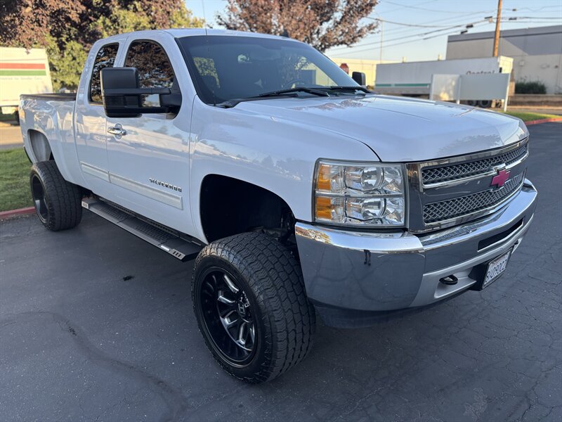 chevrolet silverado 1500 2013 1GCRKSEA1DZ213037 image chevrolet silverado 1500 2013 1GCRKSEA1DZ213037 image